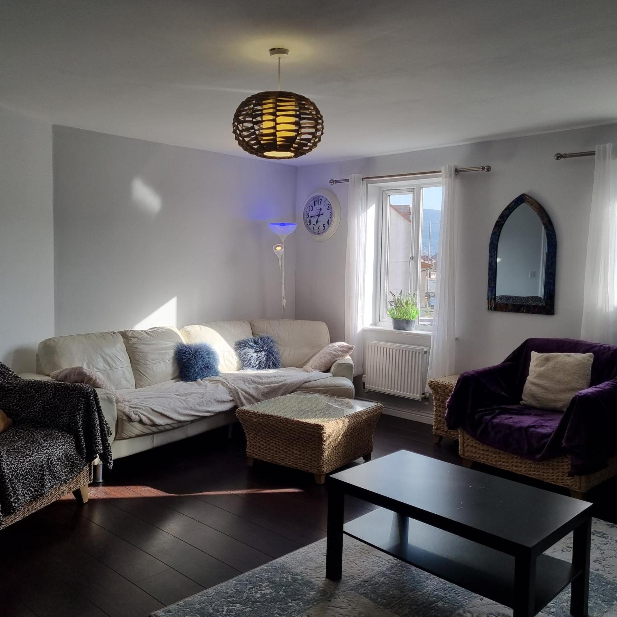 Sea Escape The Tardiis Beachfront Location Aberavon Beach Sea Views Driveway Parking Port Talbot Exteriér fotografie